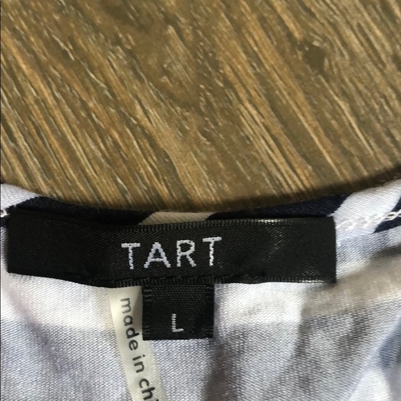 Tart striped dress - Picture 2 of 2